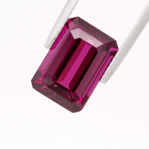 All: Rhodolite Garnet Octagonal 7.08 carats