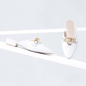 Mules Slides: Remi Flat Mule | White croc