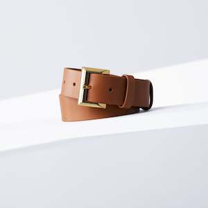 Accessories: Signature Leather Belt 34mm | gold tan leather