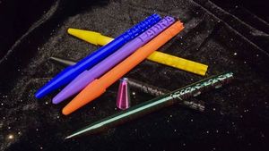 Pla: Personalised Ballpoint Pen