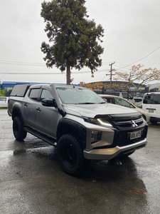 Mitsubishi Triton 2015-2022 Short Entry Snorkel Kit