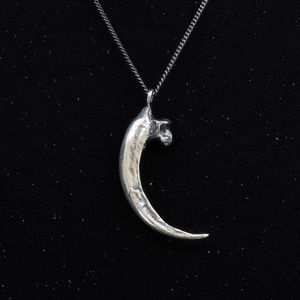 Products: Eagle Talon Pendant - Ninjaflower