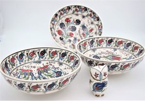 Products: 26 Cm Turkish Hand Painted Ceramic Bowls In Tulip Design