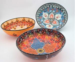 26 Cm Turkish Hand Painted Ceramic Bowls In Colourful Dantel
