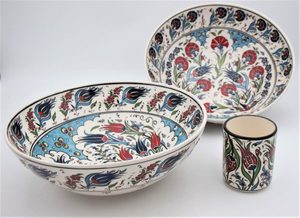 30 Cm Turkish Hand Painted Ceramic Bowls In Tulip Design