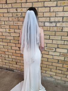 Veils: Short Beaded Edge Veil