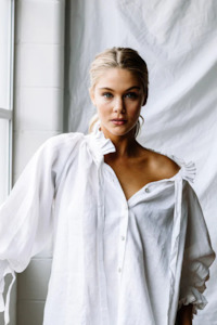 Ljc: Uma Top | White