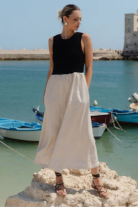 Bryar Black Natural Linen Blend SS Shirred Bodice Midi Dress