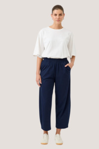 Eb Ive: Studio Traveller Pant | Indigo