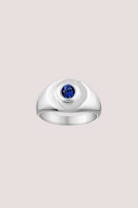 Heritage Signet Ring | White Gold/Royal Blue