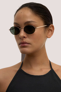 Eyewear: Metal Oval Frame | Gold Metal