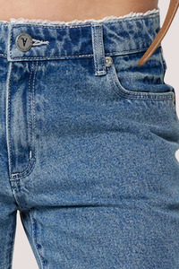 99 Baggy | Selena Lace