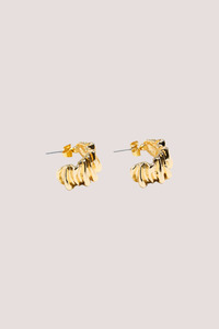 Pleated Wide Gold Huggie Earring