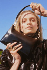 Haven Shoulder Bag | Black Dipped