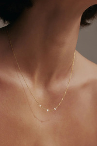 Jewellery 2: Floating Stone Necklace | Gold