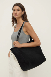 Assembly: Paige Suede Tote Bag | Black