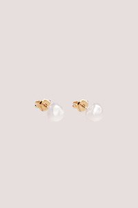 18k Gold Vermeil Under The Moonlight Pearl Stud Earrings