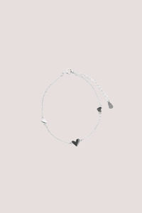 Jewellery 1: Triple Heart Charm Sterling Silver Plate Plate Bracelet