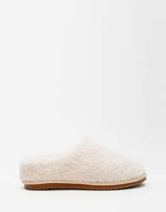 Accessories 1: EMU Joy Teddy Slippers