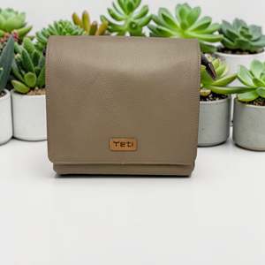 Woman's Genuine Leather Square Flap Crossbody Bag - Grey