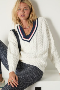 Espada Louie V Neck Sweater - Creme