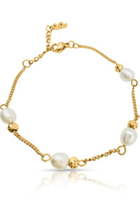 Jewellery: Off Court Pearl Bracelet - Gold
