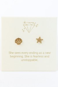 Jewellery: Shell & Starfish Stud Earrings - in Gold or Silver