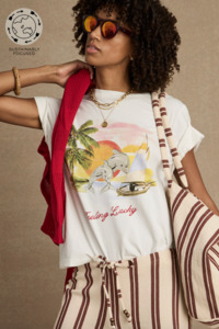 The Upside: Feeling Lucky Jodhi Tee - Creme