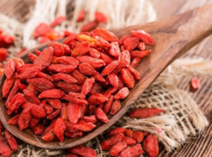 Dried Fruits: Goji berries