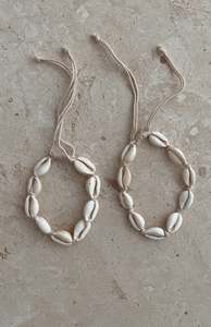 Accessories: SHELL ANKLET - MINI