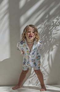 Bottoms: PAROS SHORTS