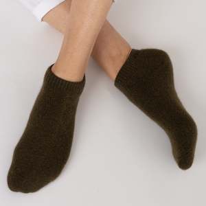 Possum Merino Wool Socks | NAPIER | Military Olive