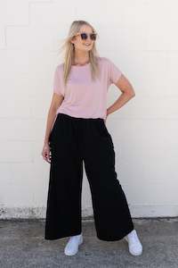 N O O Z Basics: Asymmetrical Tee - Blush