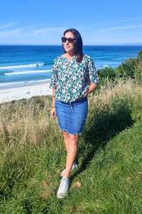 Short Sleeve Verity Tie Top - Green Lilium floral