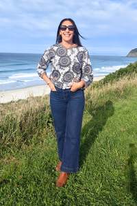 Tops: Lila Jersey - Grey & Black