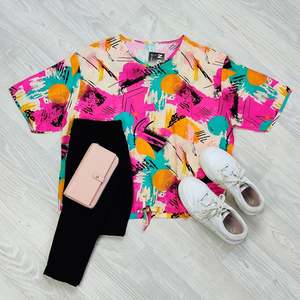 Verity Tie Tops: Short Sleeve Verity Tie Top -Bright Grafitti