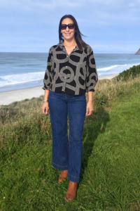 B/W Geo - Patterned Mercy Puff Sleeve Shirt