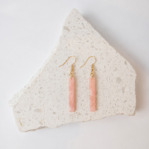 Accessories: Delicate Pink Pearl Earrings