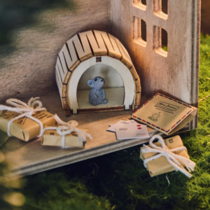 Christmas Decorations: Miniature Christmas Mouse set