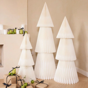 Christmas 2021: Paper Christmas Tree Small, Natural White