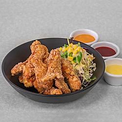 ★ J1. Karaage Chicken (Choose 3 dipping sauces)⭐