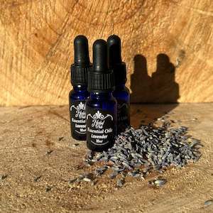 Herbal: Essential Oils