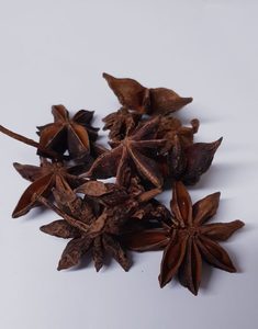 STAR ANISE WHOLE 500GM PKT - Northern Foods