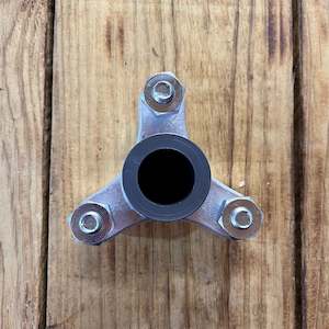 Backing Gates: Backing Gate Idler Hub