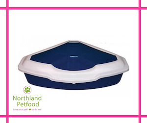 Cat Accessories: Large Corner Litter Tray with Littershield Lid