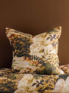 Eurocases: Floresta Lark Eurocase Set