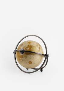 Gifts Under 150: Calv Globe | Large