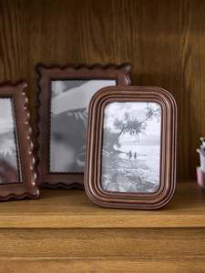 Photoframes: Chestnut Ribbed Photo Frame