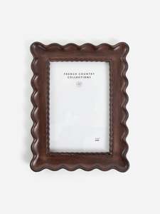 Photoframes: Chestnut Wavy Photo Frame