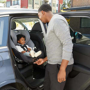 Car Seats: Baby Jogger City turn